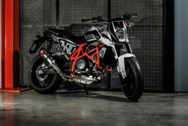 KTM 690 DUKE SPRING STYLE